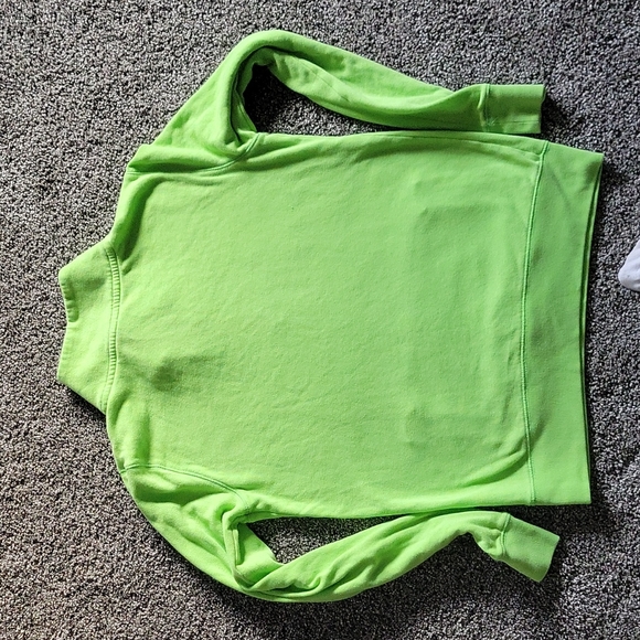 Victoria's secret pullover - Picture 4 of 4